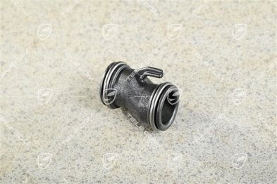 Breather pipe / flange, 3,0L