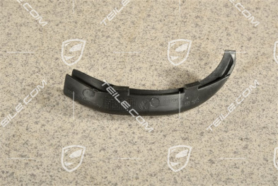 Rear door trim / protective moulding seal, L