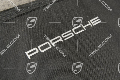 Rear backrest protection, four integrated pockets provide additional storage space