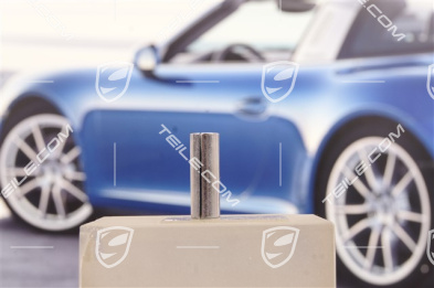 Cooling fan spacer sleeve