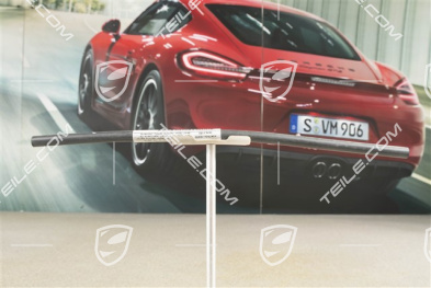 Engine cooland overflow hose
