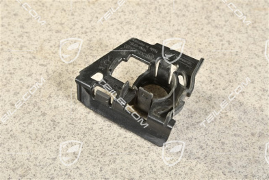 Retainer, ultrasound sensor (PDC) Parkassist, outer, R