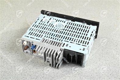 Porsche Classic Communication Management (PCCM) – car radio, missing knobs, cracked display