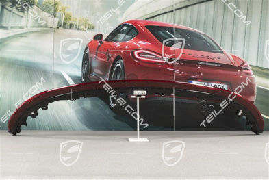 Rear light, center, red