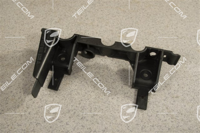S / Turbo, 4,5L V8, Mounting block / fastener / bracket cooling system pipes (between cylinder heads), upper part
