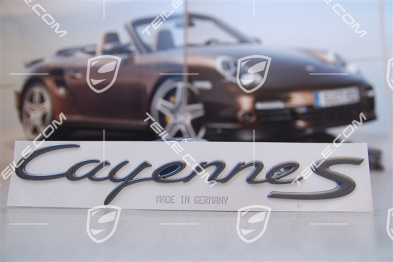 "Cayenne S" logo, titanium metallic "Cayenne S" logo, titanium metallic