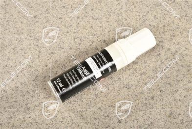 Paint touch-up applicator base coat, Carrera White