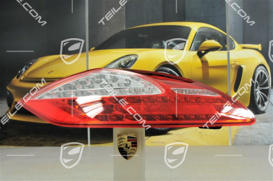 Rear light, L