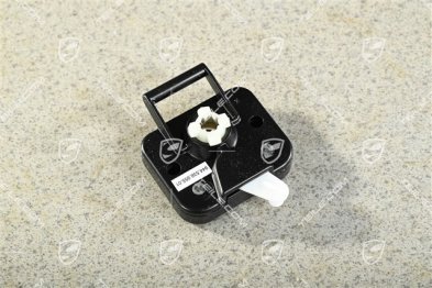 Rear lid lock, L