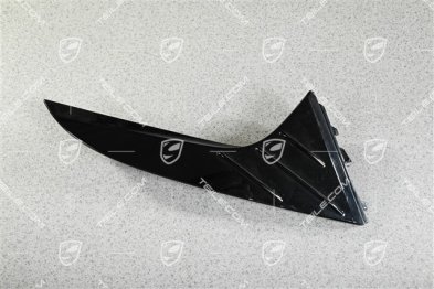Rear spoiler trim, Black, R